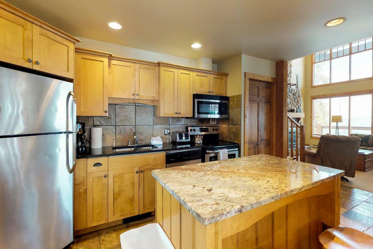 South Face B Apartment Big White Ski Resort Luaran gambar